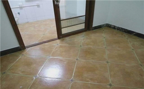如何预防瓷砖粘结剂返碱