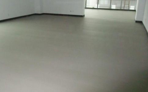 进行水泥自流平施工前需做好哪些准备工作？